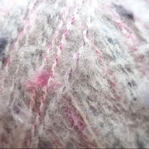 Włóczka Mondial Kelly 948 jasny szary Bawełna organiczna, Baby alpaka, wełna merino vergin, mikrofibra, na swetry, czapka, szalik, brushed, nopki, z nopkami, braszt, sweter, swetr