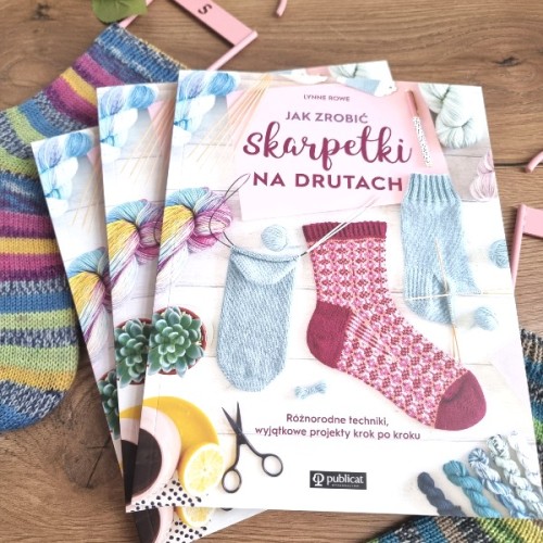ksiażka skarpetki na drutach