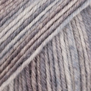 Włóczka DROPS Fabel long print 602 srebrny lis