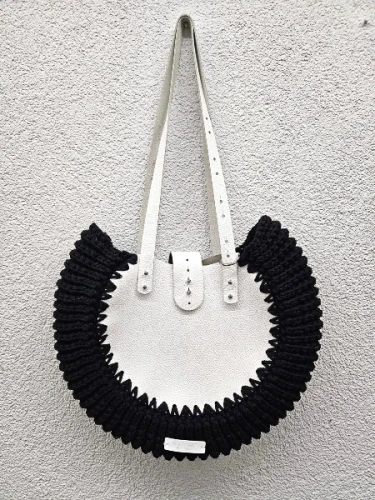 Baza do torebki, okrągła 22x25 cm, BUFFALO czarmny, czarna, skóra naturalna, oreo, do torebek oreo