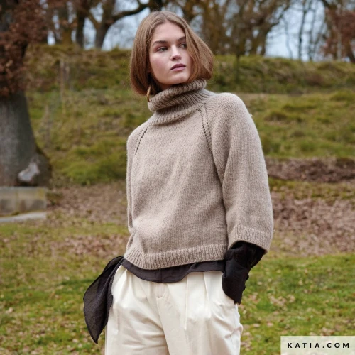 wzor-dzianina-szydelko-kobieta-sweter-jesien-zima-katia-7533-17b-g.jpgWzór na Sweter SOLIDS od Katia /PRODUKT CYFROWY/