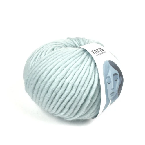 Włóczka FACES 8175 Sky Blue, the woolcatcher, gruba typu bulky, 200g w motku