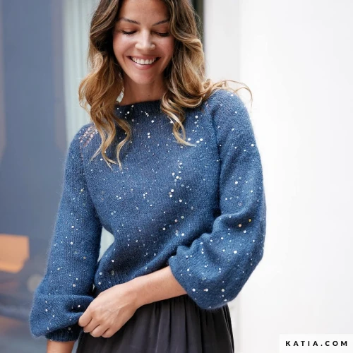 Wzór na sweter Silky Mohair Pailletes, z cekinami, wzór na druty dla początkująch